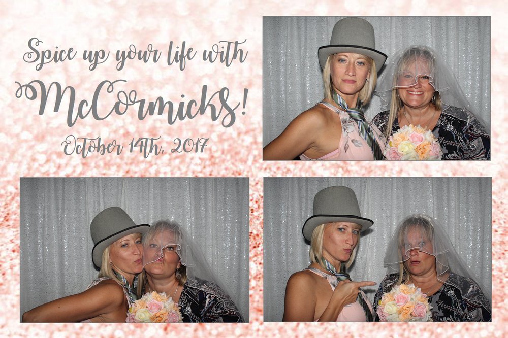 PRINTS CHARMING PHOTO BOOTHS Updated May 2024 123 N 1st St, St