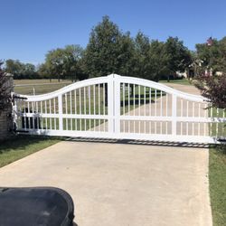 North Dallas Wrought Iron Doors - Driveway gate