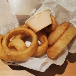 Incredibowl Entertainment - Onion rings