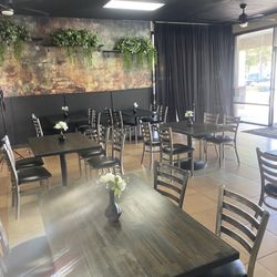 Gozo Kitchen & Lounge - Inside