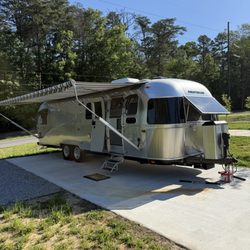 JM Onsite Repair - Classic 30 Airstream