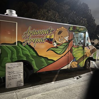 Ariannas Arepas - The food truck - Food Trucks Near Me - Honolulu , Hawaii