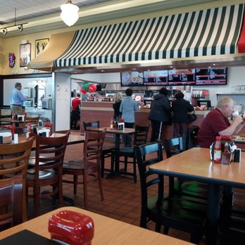 Smithfield's Chicken 'N Bar-B-Q - ws the inside of the restaurant - Barbeque Near Me - Wilson, North Carolina Smithfield's Chicken 'N Bar-B-Q - ws the inside of the restaurant - Barbeque Near Me - Wilson, North Carolina