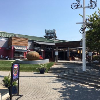 Jack London Square - Plank/bowling & games - Shopping Centers Near Me - Oakland, California