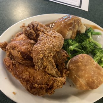 Metro Diner - Fried chicken so good May 23, 2020 - American Near Me - Matthews, North Carolina