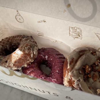 Sidecar Doughnuts & Coffee - Susie's Blueberry Pancake, Huckleberry and cinnamon roll - Donuts Near Me - Costa Mesa, California