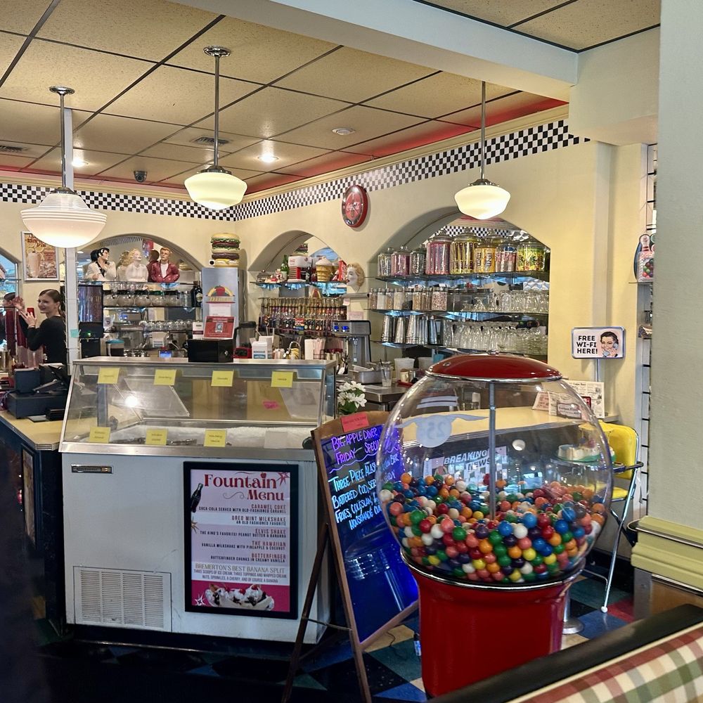 Big Apple Diner - Ice cream counter - Diners Near Me - Bremerton, Washington Big Apple Diner - Ice cream counter - Diners Near Me - Bremerton, Washington