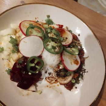 Moku Kitchen - Poke Bowl - Cocktail Bars Near Me - Honolulu, Hawaii