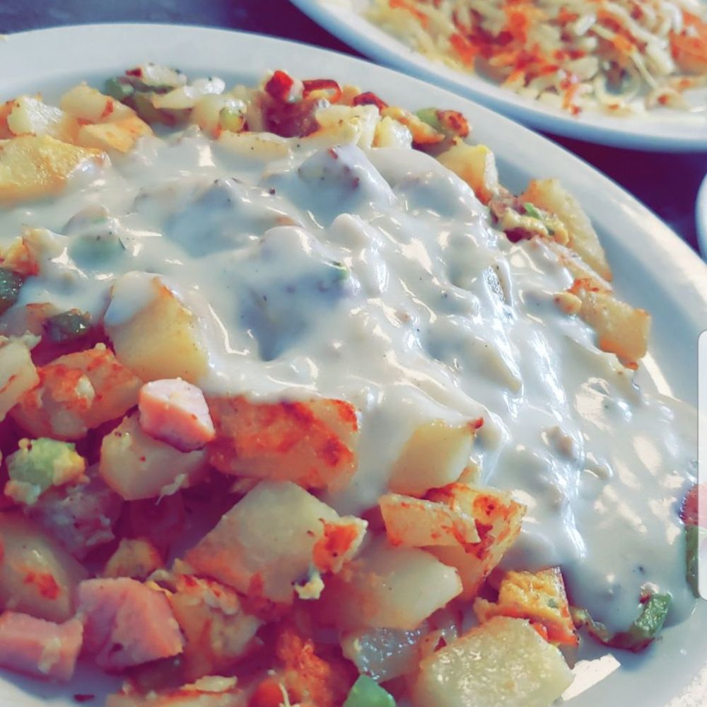 Chatterbox Cafe - 1/2 order The Mess with a side order of hash brown - Breakfast & Brunch Near Me - Bradley, Illinois