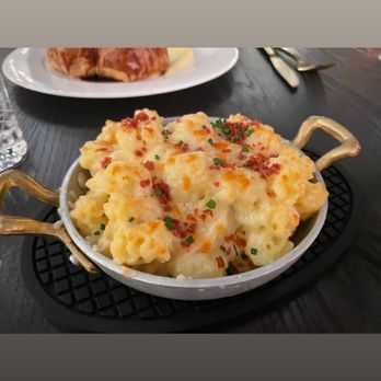Hell's Kitchen - Baked Mac and cheese - Cocktail Bars Near Me - Funner, California Hell's Kitchen - Baked Mac and cheese - Cocktail Bars Near Me - Funner, California