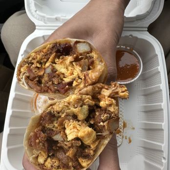 Javi's Breakfast & Lunch - Breakfast Burrito - Breakfast & Brunch Near Me - Portland, Oregon Javi's Breakfast & Lunch - Breakfast Burrito - Breakfast & Brunch Near Me - Portland, Oregon