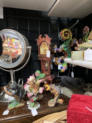 Main Street Peddlers Antique Mall by null