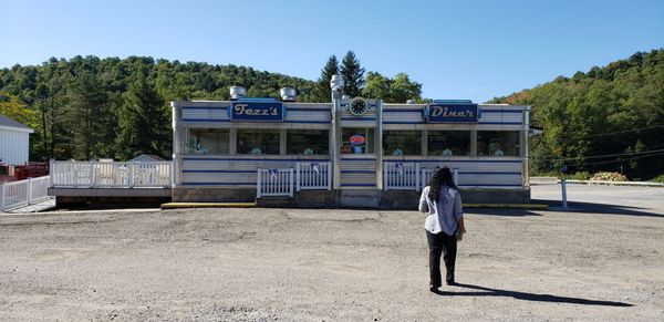 Fezz's Community Diner by null