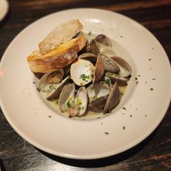 KC Prime - Steamed Clams