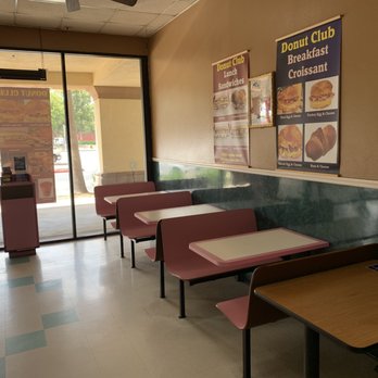 Donut Club - nice inside! very clean. - Donuts Near Me - Chino, California