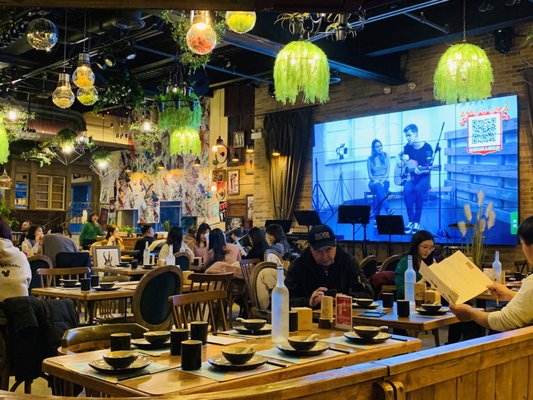 the-different-types-of-music-bars-and-restaurants-ypsl