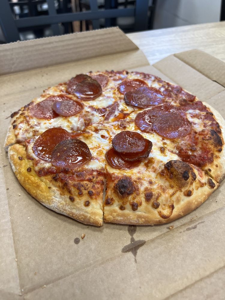 PIZZA SHUTTLE Updated May 2024 76 Photos & 143 Reviews 1601 W