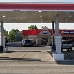 Town Pump - Town Pump Convenience store - Gas station. Car wash, casino, Subway. Belgrade, MT.