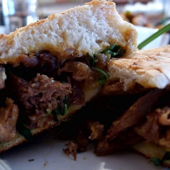Catch 122 - Breakfast & Brunch Near Me - North Vancouver, British Columbia