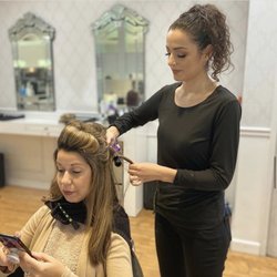 Moxie Salon And Beauty Bar - Fair Lawn