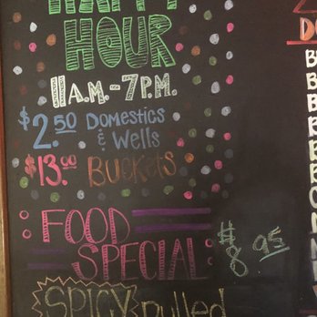 D's Place - Happy Hour - American Near Me - Saint Louis, Missouri