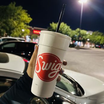 Swig - 24oz buttery beer - Desserts Near Me - Norman, Oklahoma