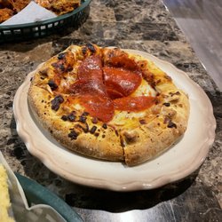 Duss Avenue Cafe - Pepperoni pizza