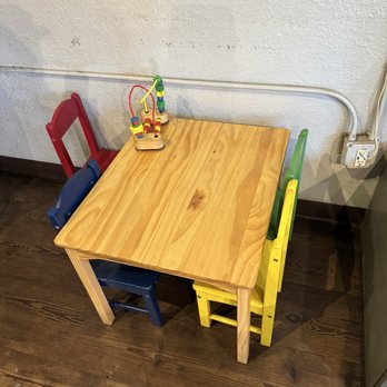 Kickstand Kafé - This adorable little kids table- it's so cute when I look at it - Coffee & Tea Near Me - Flagstaff, Arizona