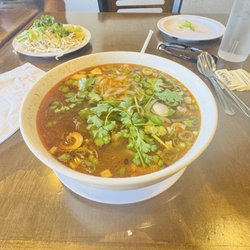 Pho Tre Bien Bistro