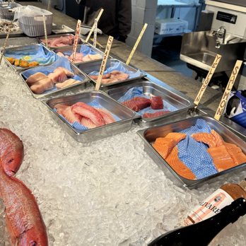 CudaCo - Seafood Bar - Seafood Markets Near Me - Charleston, South Carolina CudaCo - Seafood Bar - Seafood Markets Near Me - Charleston, South Carolina