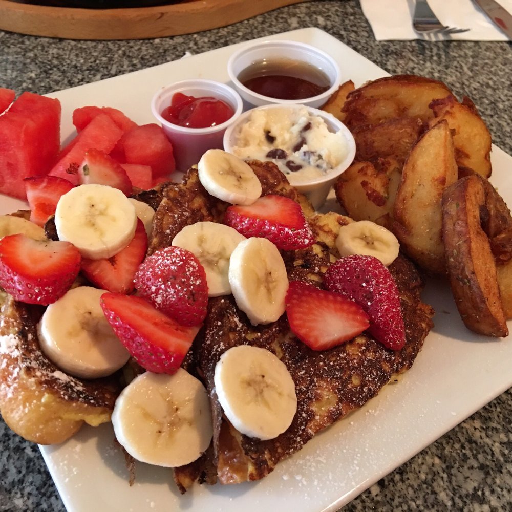 Anthony's Cheesecake - Cinnamon croissant French toast topped with strawberries and bananas with a side of cannoli cream.... Delicious! - American Near Me - Bloomfield, New Jersey Anthony's Cheesecake - Cinnamon croissant French toast topped with strawberries and bananas with a side of cannoli cream.... Delicious! - American Near Me - Bloomfield, New Jersey