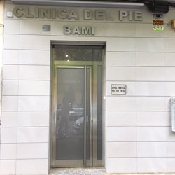 Clínica del Pie Bami - Nueva dirección. Calle Rafael Salgado 19