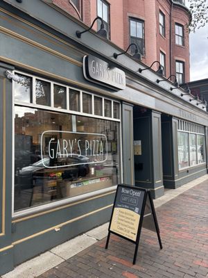 Gary's Pizza by null