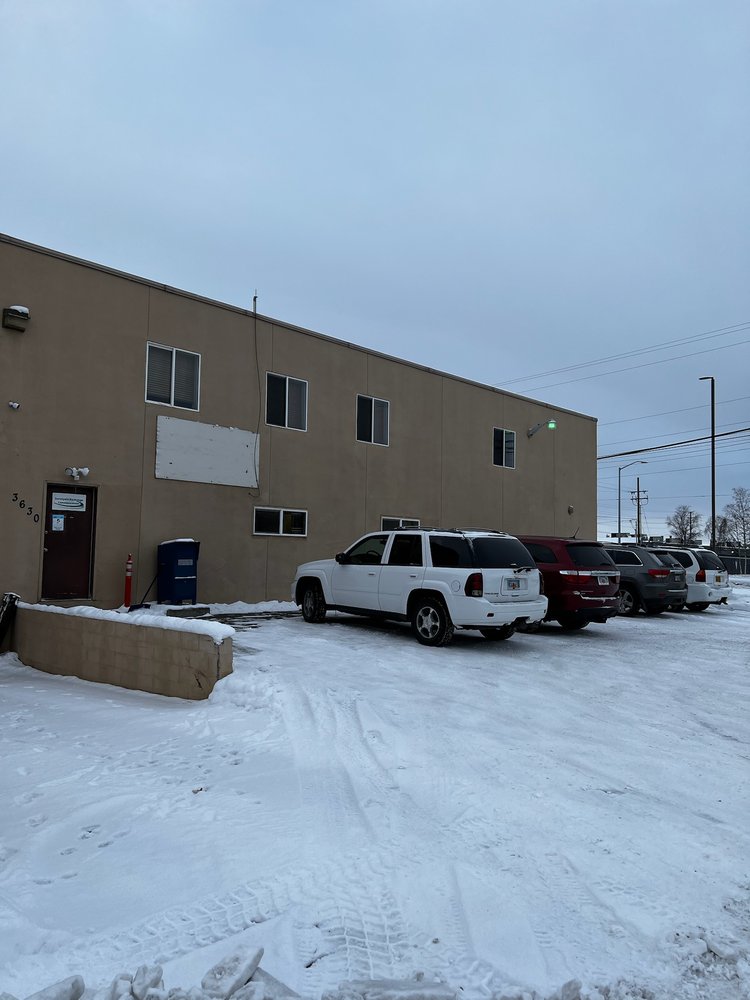 SURVEYORS EXCHANGE Updated September 2024 18 Photos 3695 Springer