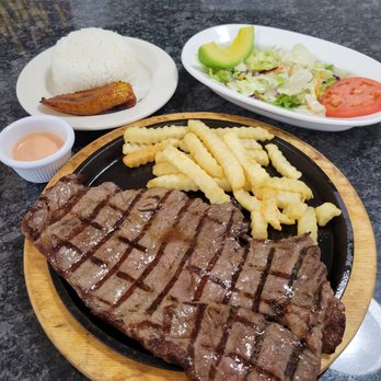 La Cacerola Colombian Restaurant - Carne Esada - Breakfast & Brunch Near Me - Richardson, Texas