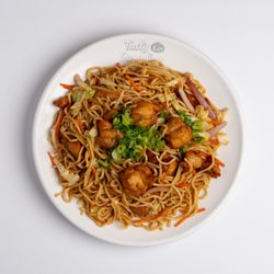Tasty Dumpling - Chicken Chow Mein
