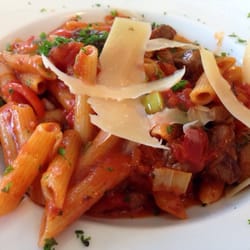 La Scala - Penne mit Rindfleisch und Parmesan