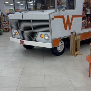  Wally's - Gas Stations Near Me - Fenton, Missouri