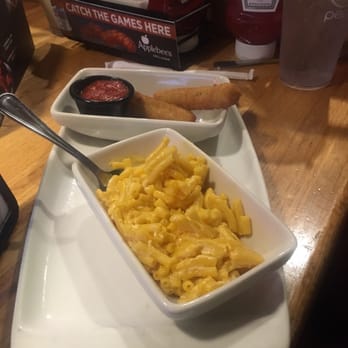 Applebee's Grill + Bar - Sons Mac and cheese meal or easy mac as you would say. - American Near Me - Greenfield, Indiana