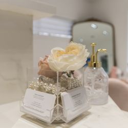Le Spa Medical Spa - BUSINESS CARDS