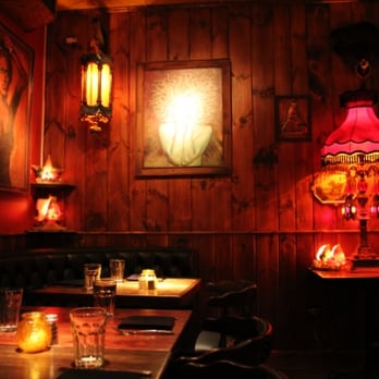 Franky Bradley's - Dining area - Barbeque Near Me - Philadelphia, Pennsylvania Franky Bradley's - Dining area - Barbeque Near Me - Philadelphia, Pennsylvania