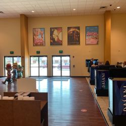 Fountain Place Cinema 8