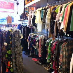 Roz's Place Vintage Clothing