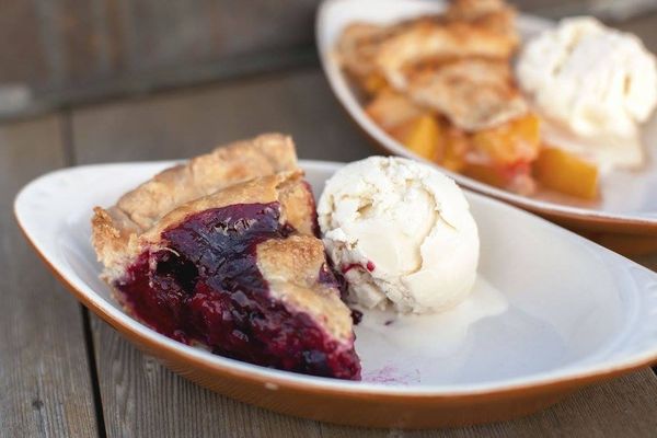 Sawtooth Hotel by null