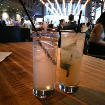 Earls Kitchen + Bar - Canadian (New) Near Me - Toronto, Ontario Earls Kitchen + Bar - Canadian (New) Near Me - Toronto, Ontario