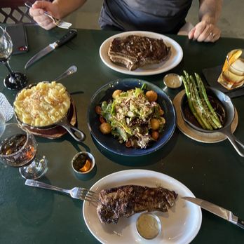 Buena Mesa - Bars Near Me - Downey, California