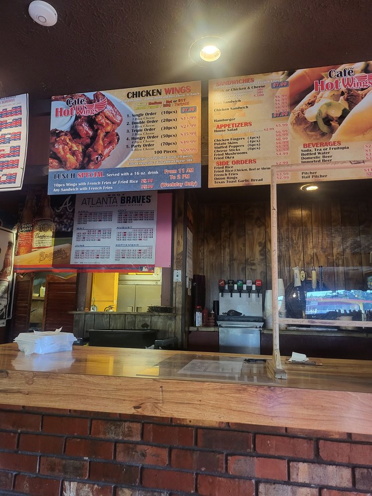 CAFE HOT WING 9 Updated October 2024 11 Photos & 28 Reviews 1951