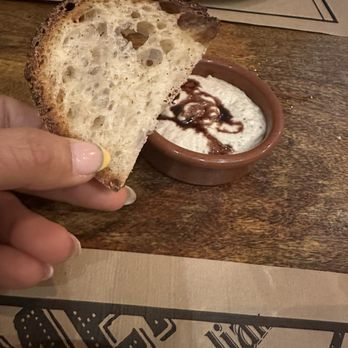 Alimentari - Bread with delish dip - Italian Near Me