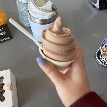 Hellenika Cultured Creamery - Ice Cream & Frozen Yogurt Near Me - Seattle, Washington