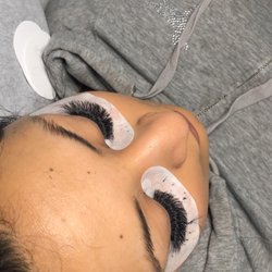Brazyy's Beauty Room - Mega volume